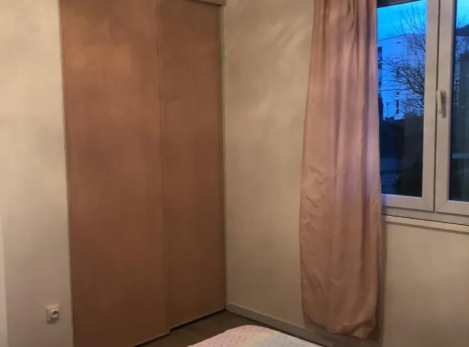 Apartment F3 Avec Parking Cote Dock76 Rouen